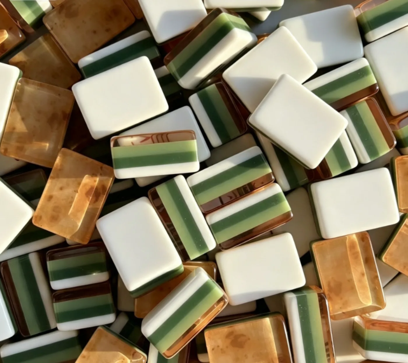 Luxury Acrylic Mahjong Tile Set-Eco-Friendly Durab detail