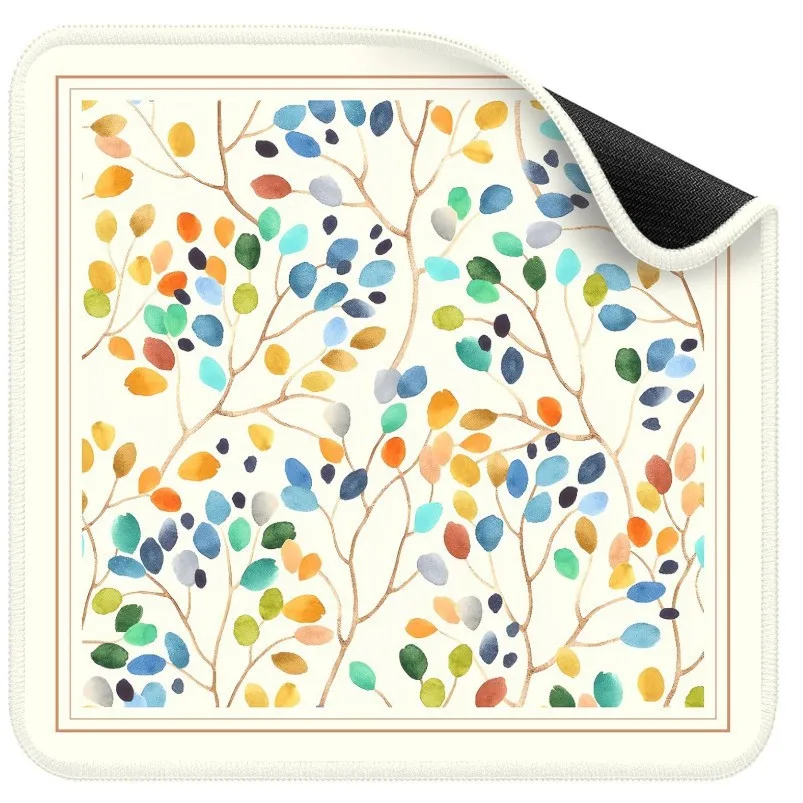 Modern Classics Floral-patterned Mahjong Table Mat detail