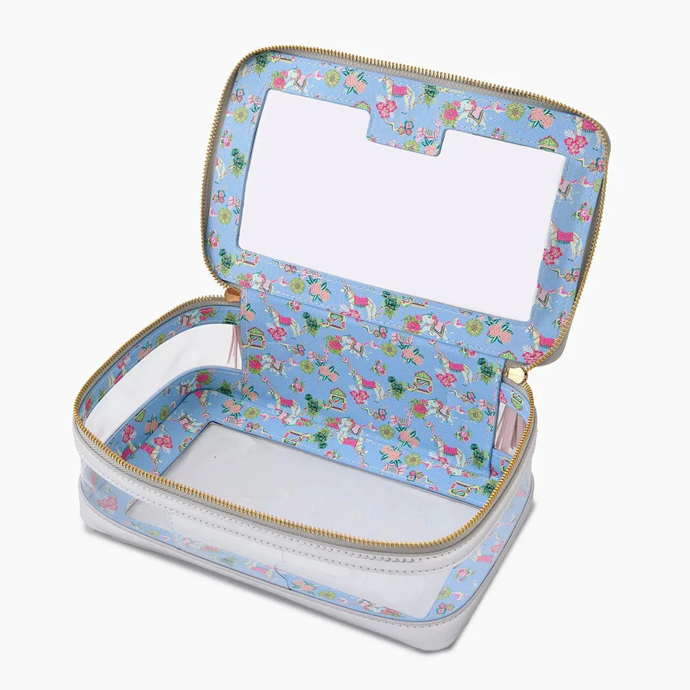 Large Capacity Transparent Zippered Square PU Leat detail