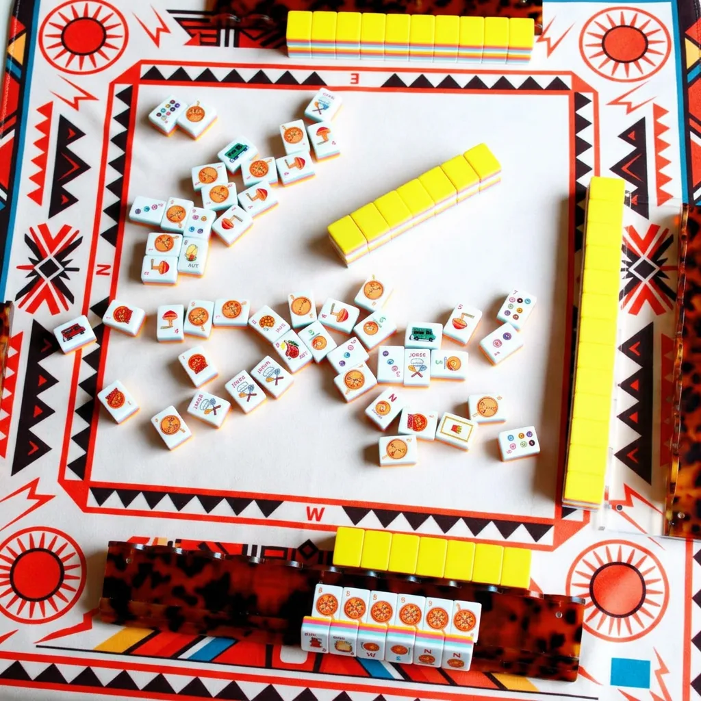 Gourmet Foodie Mahjong Set Acrylic 160-Piece 4-Lay detail