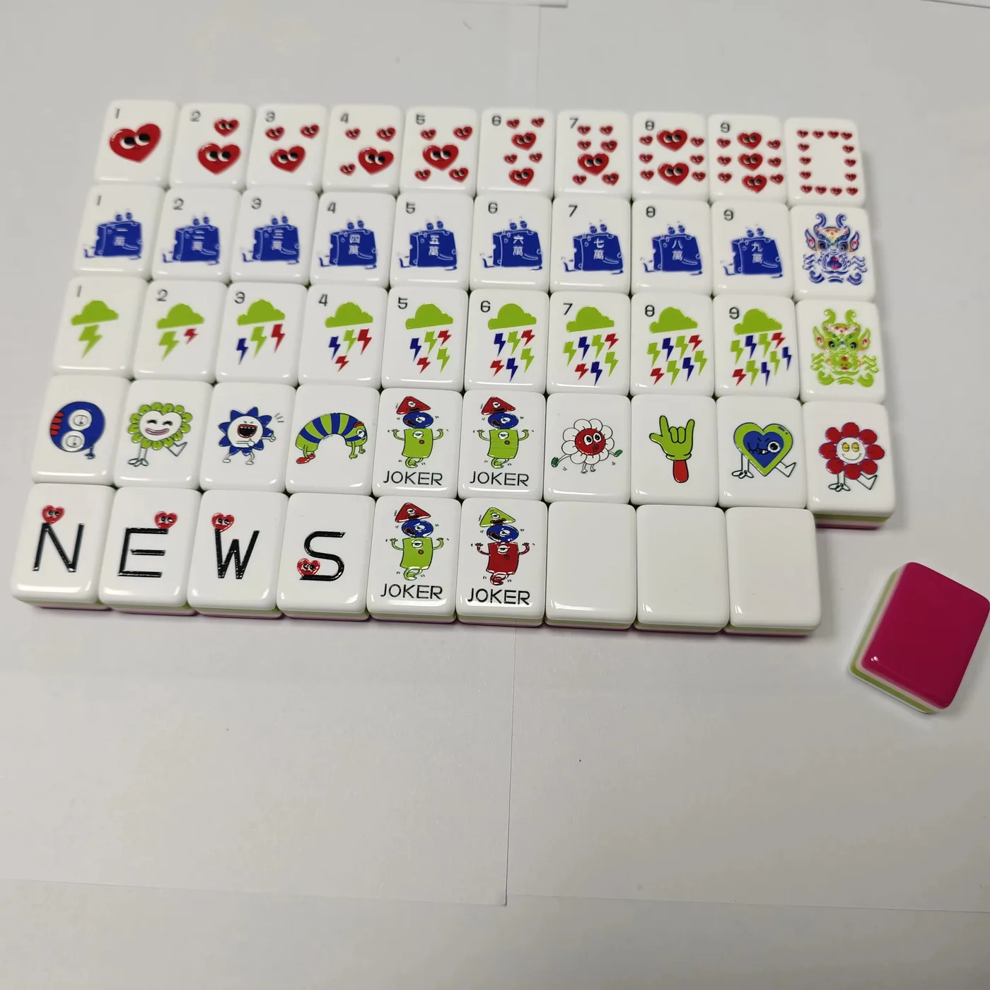American Luxury Mahjong Tile Set Multi-Layer Acryl detail