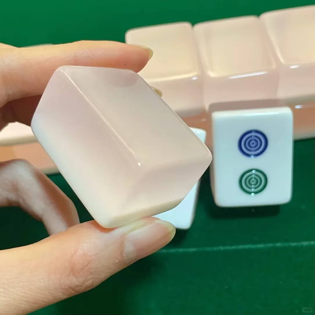 Handcrafted Modern Mahjong 144Tile Set Jelly Pink detail