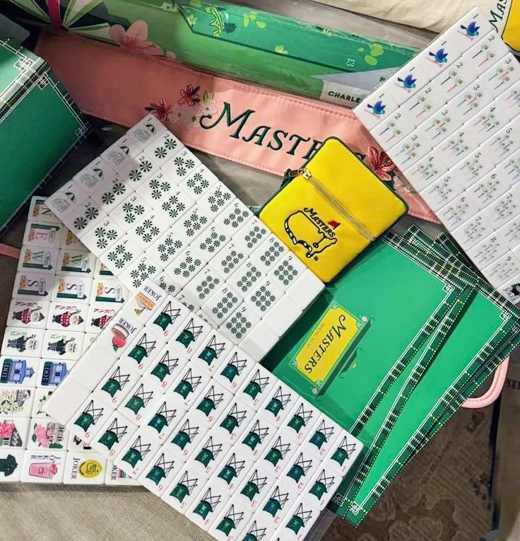 Green Floral Elegant Oriental Acrylic Mahjong Set detail