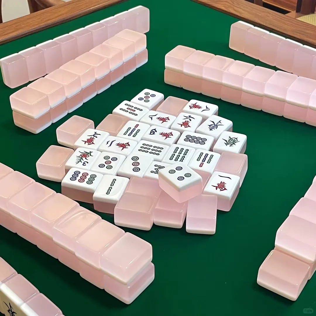 Handcrafted Modern Mahjong 144Tile Set Jelly Pink detail