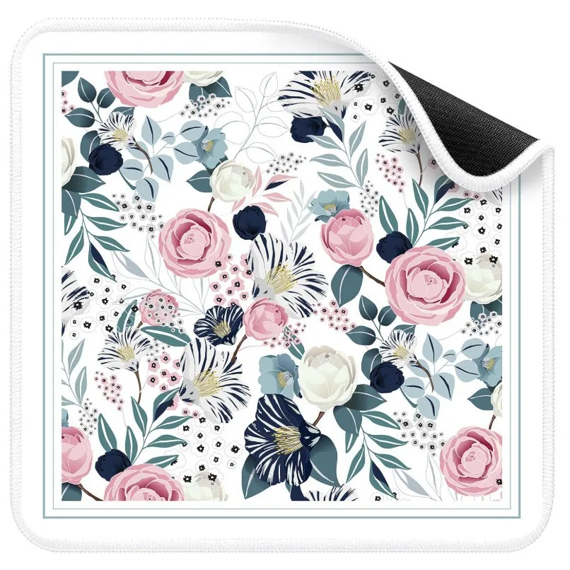 Modern Classics Floral-patterned Mahjong Table Mat detail