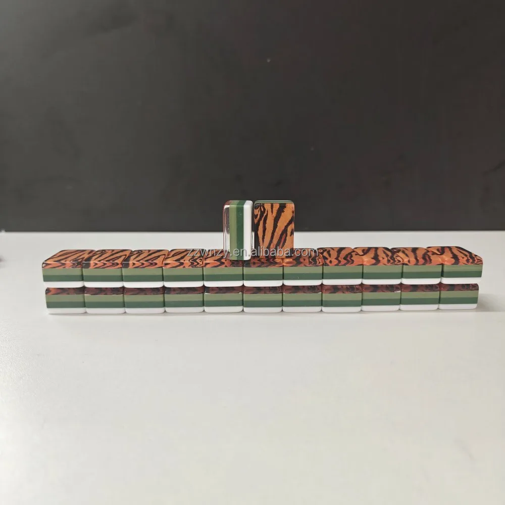 American Mahjong Customized 160 pink Country Club  detail
