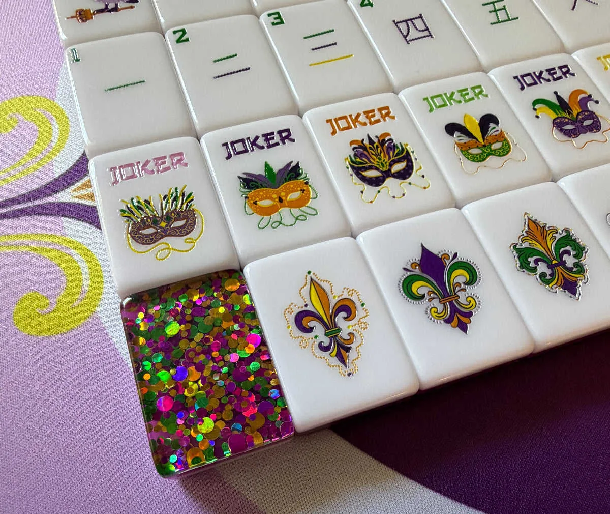 Carnival Flash American Mardi Gras Mahjong Set Fes detail