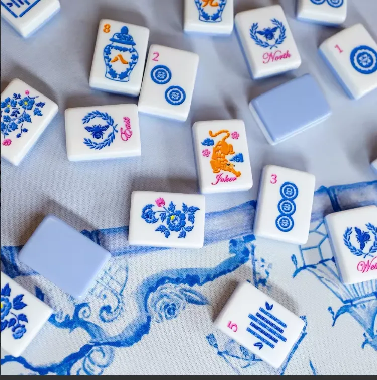 Blue White Luxury Modern American Mahjong Set Orie detail