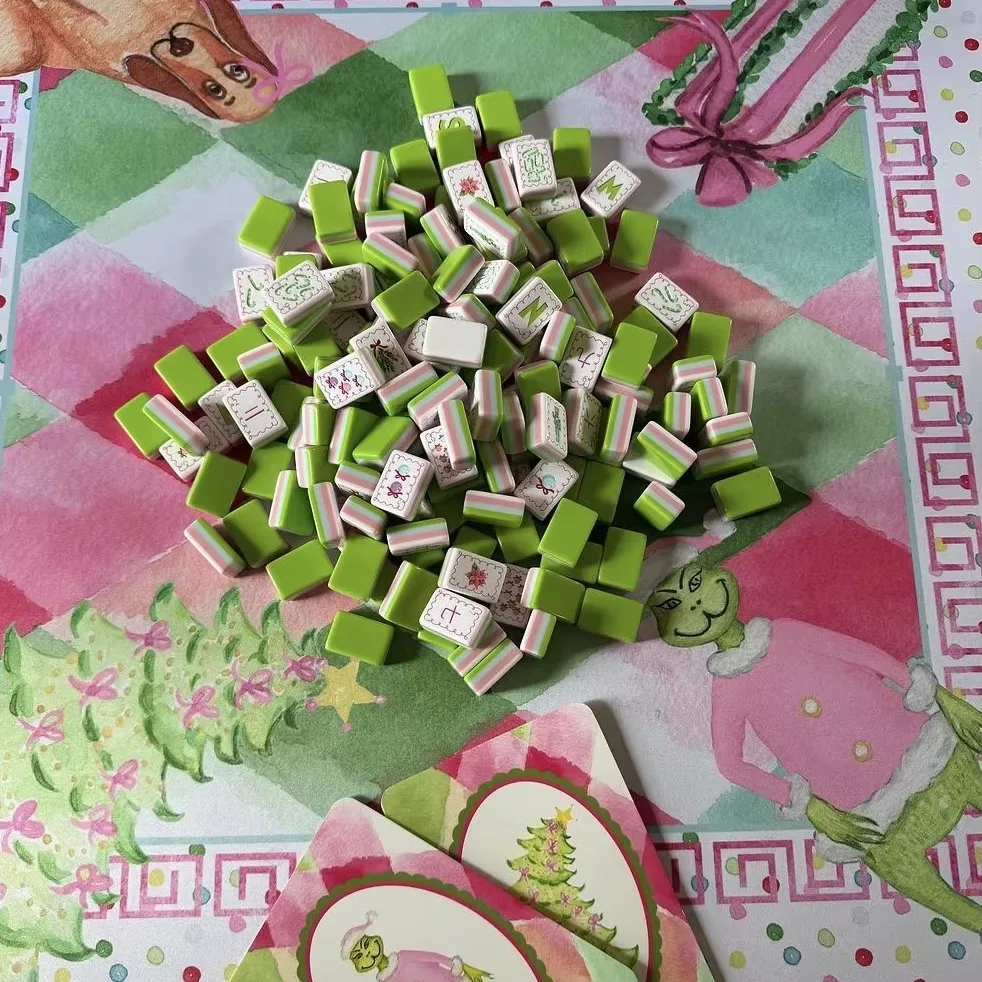 Factory Direct Luxury Modern American Green Christmas Theme Acrylic Mahjong Brand160 Pieces Model Universal Use